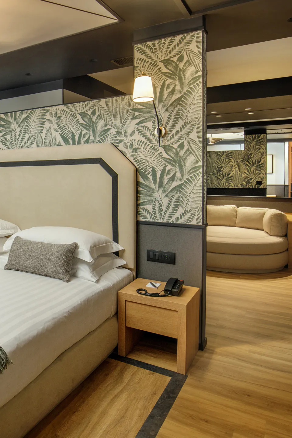 the-fourth-dimension-by-domidea-roma-luxury-suite-24-v