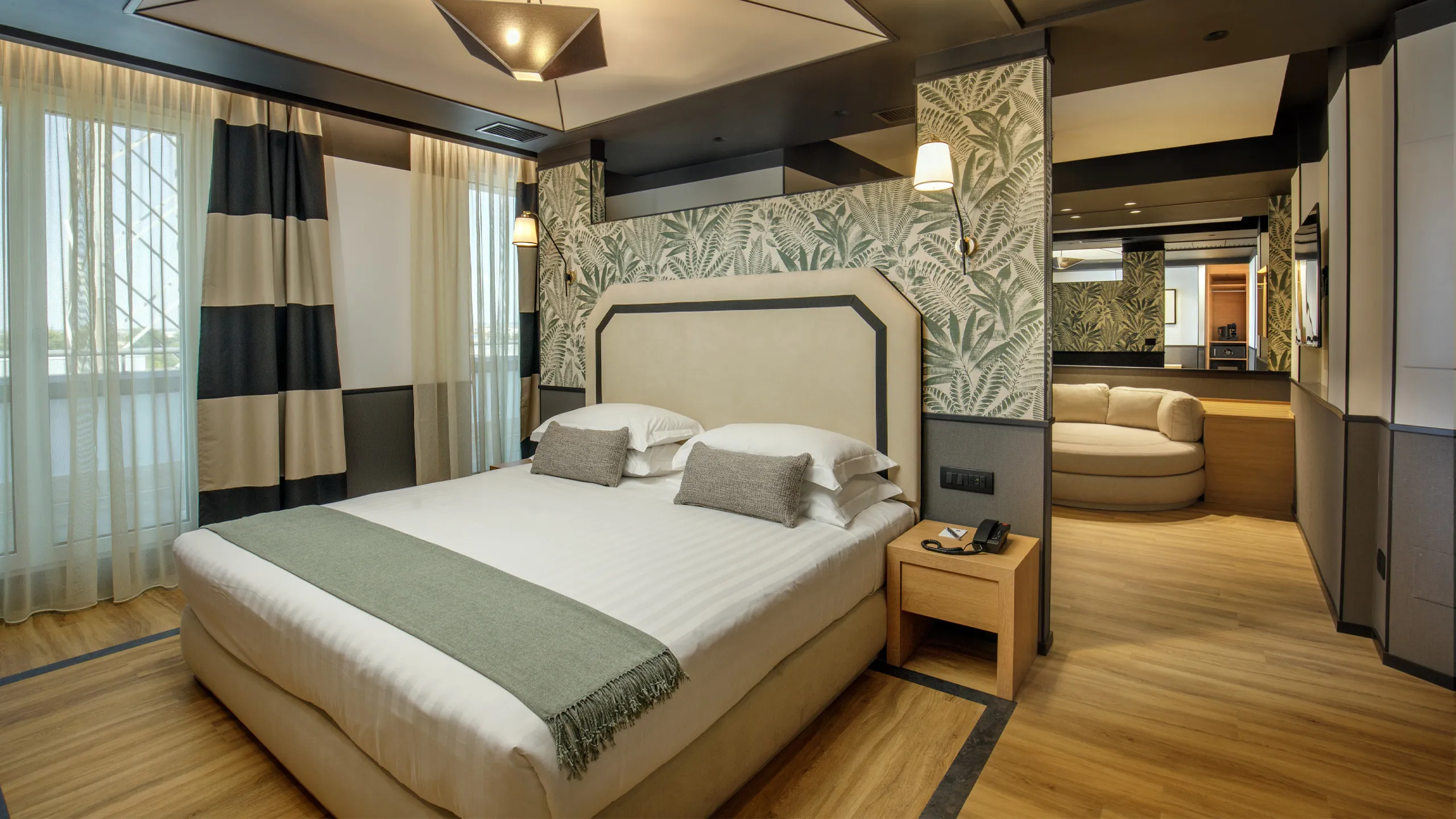 the-fourth-dimension-by-domidea-roma-luxury-suite-24