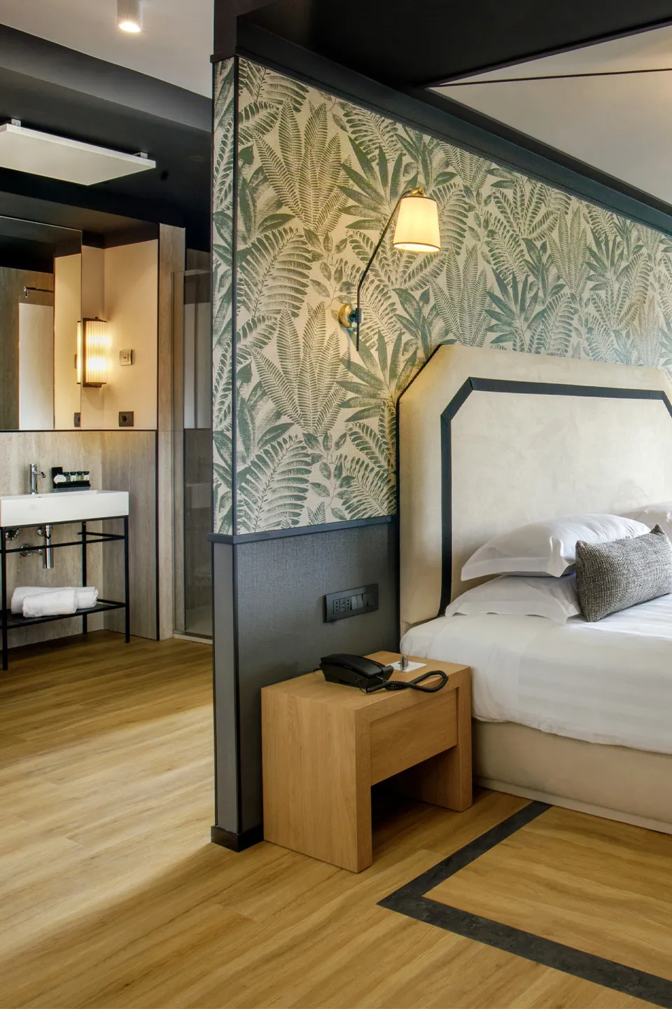 the-fourth-dimension-by-domidea-roma-luxury-suite-7-v