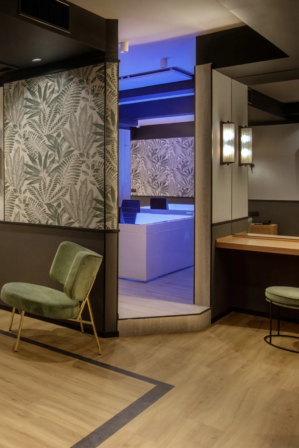 the-fourth-dimension-by-domidea-roma-luxury-suite-spa-13-verticale