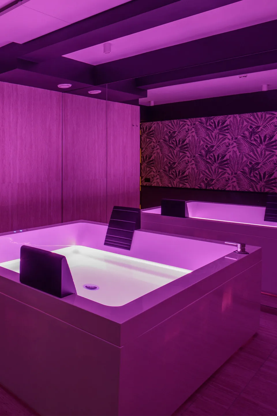 the-fourth-dimension-by-domidea-roma-luxury-suite-spa-17-v