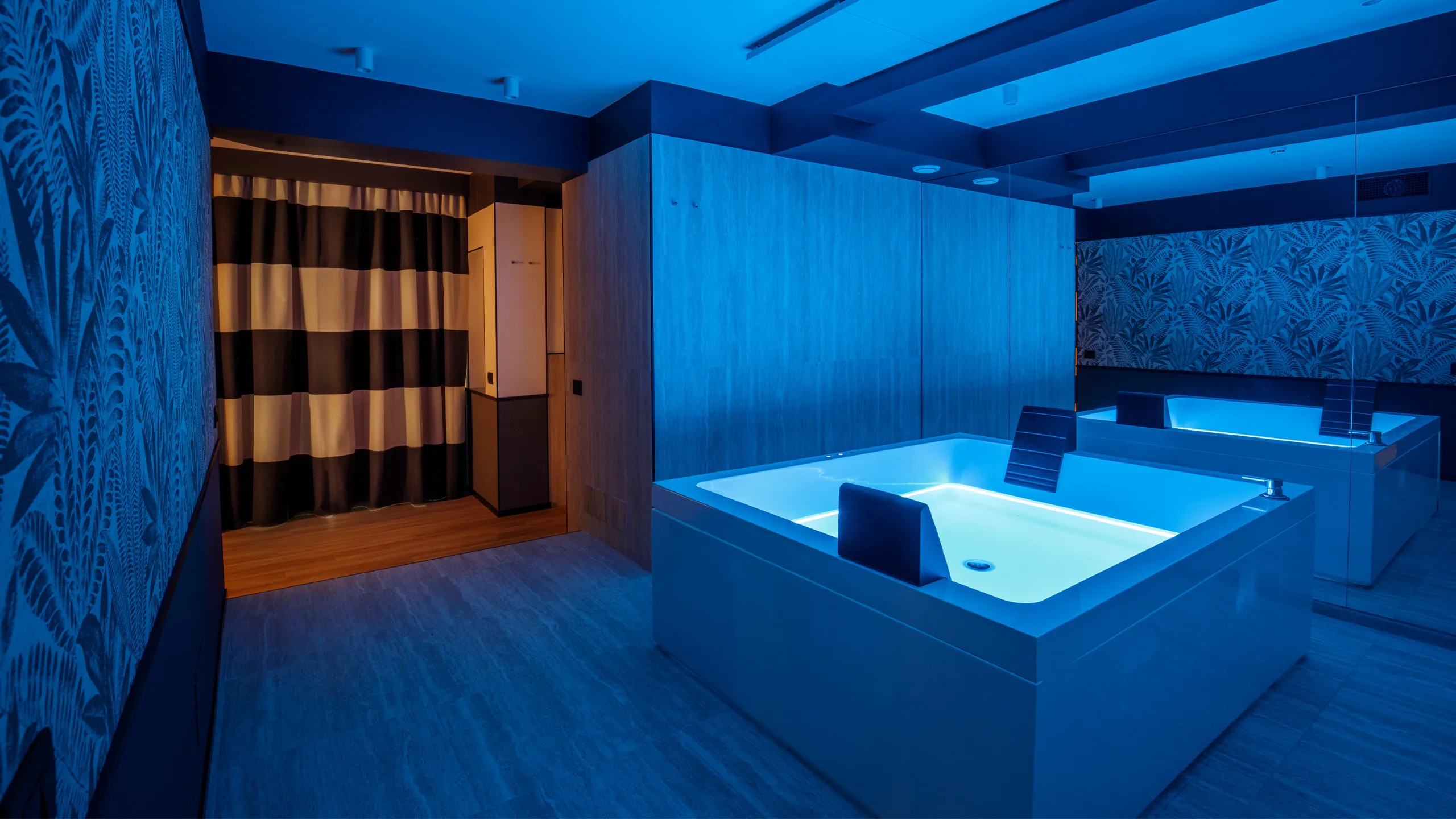 the-fourth-dimension-by-domidea-roma-luxury-suite-spa-18